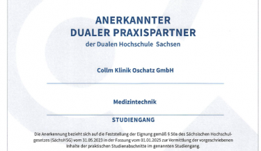 Gezeigt wird das Zertifikat als Dualer Praxispartner im Bereich Medizintechnik.